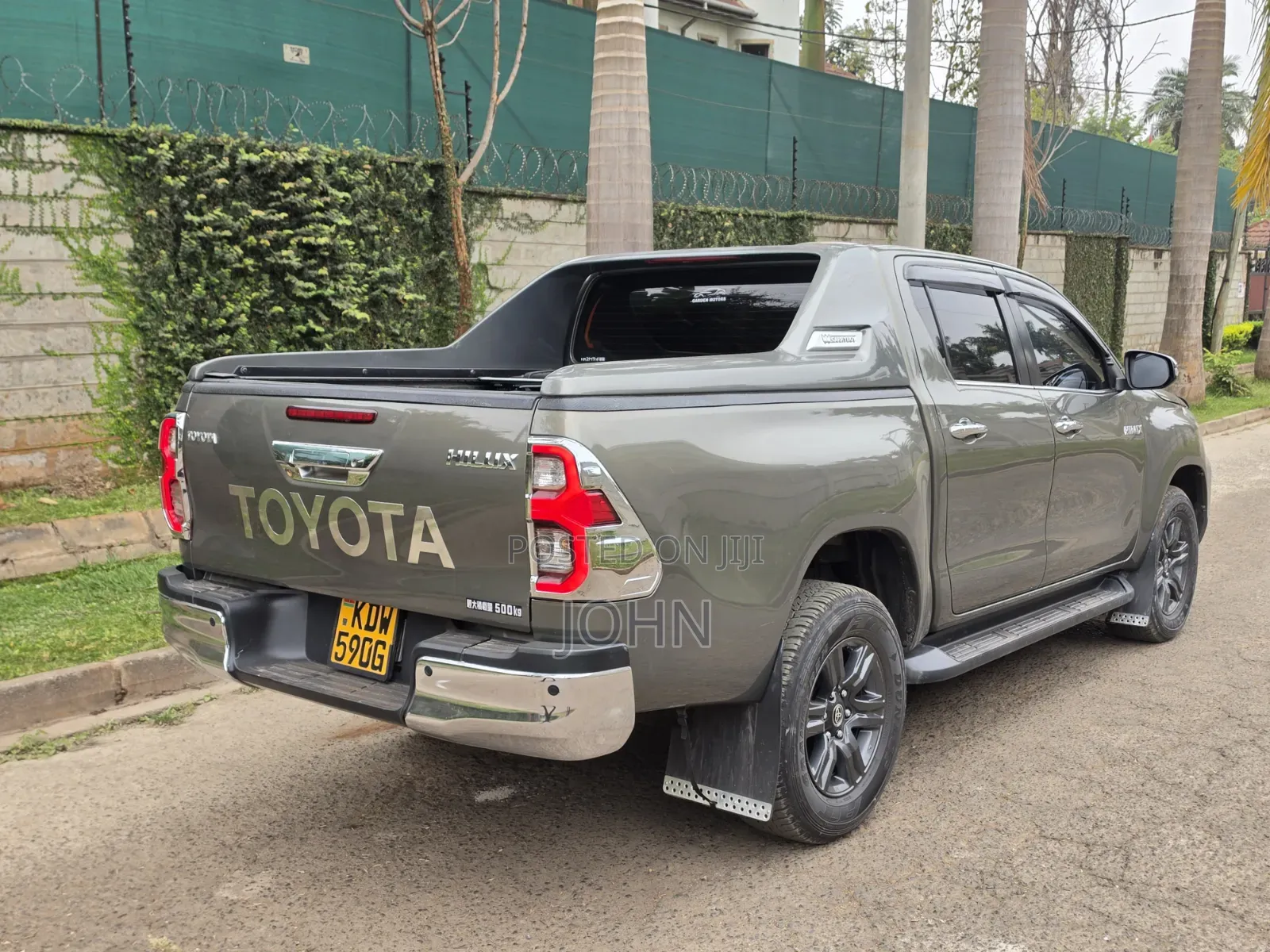 Toyota Hilux Revo Smart Cab Deisel 2.4 AWD 2022 Gold