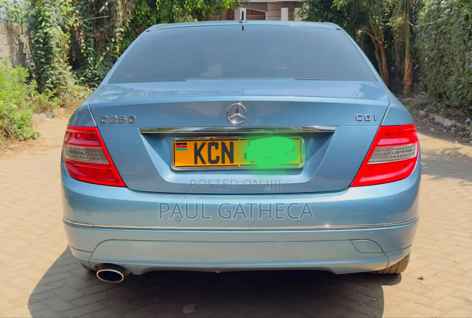 Mercedes-Benz C250 2010 Blue