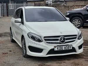 Mercedes-Benz B-Class 2017 White