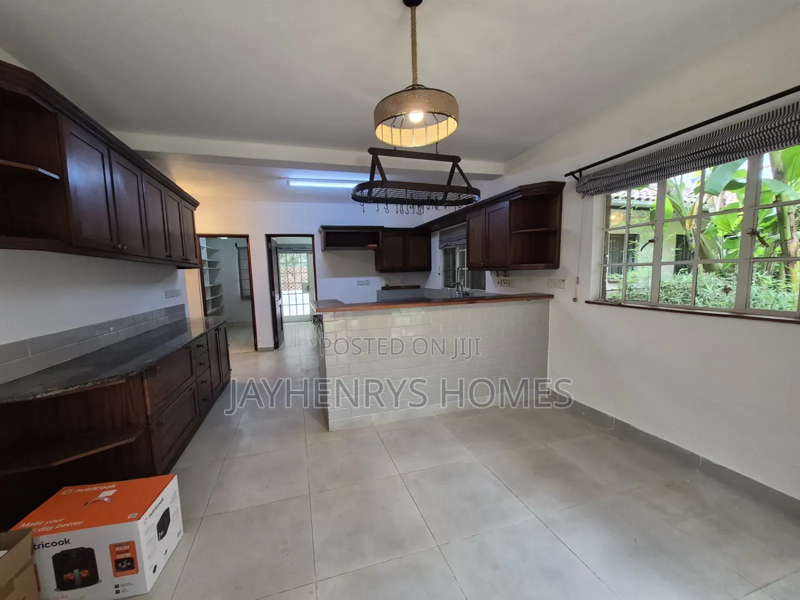 5bdrm House in Rosslyn for rent
