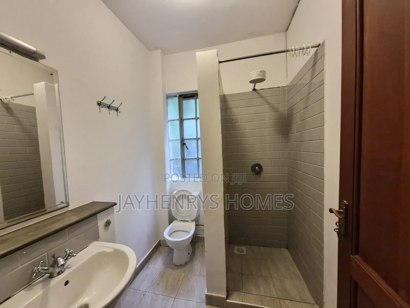 5bdrm House in Rosslyn for rent