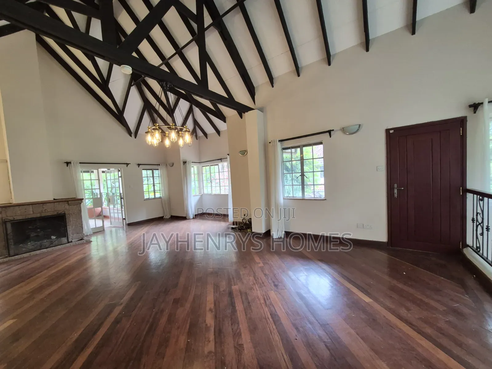 5bdrm House in Rosslyn for rent
