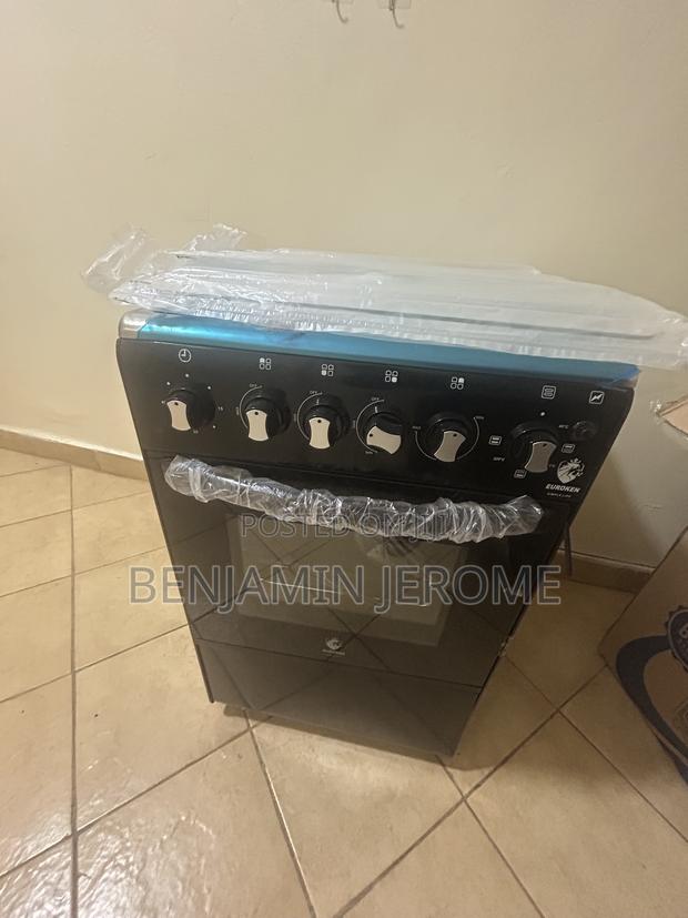 Brand New 4 Burner Cooker