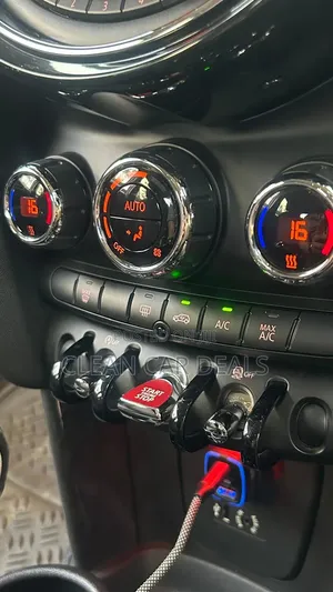 Mini Cooper 2017 Blue