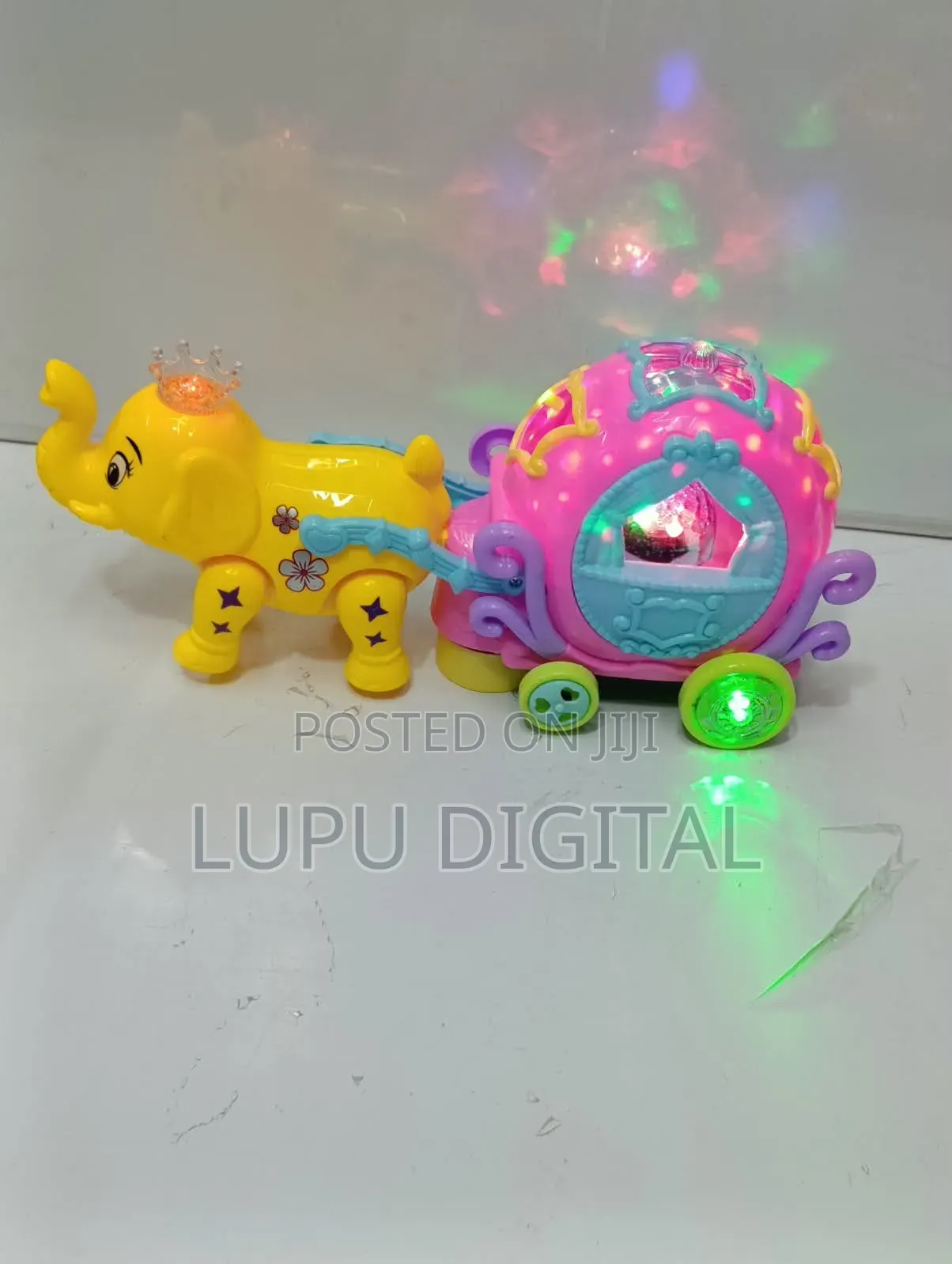 Elephant Car. Battery and Sound
