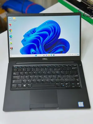 Laptop Dell Latitude 7390 16GB Intel Core i7 SSD 256GB