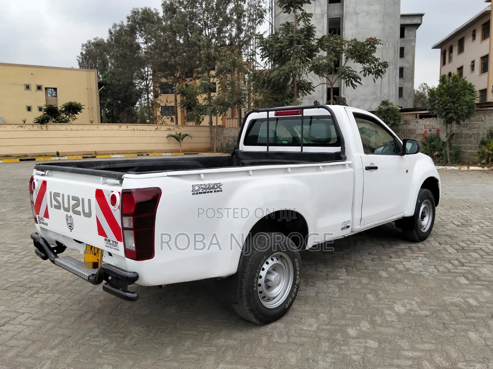 Isuzu D-MAX 2016 White