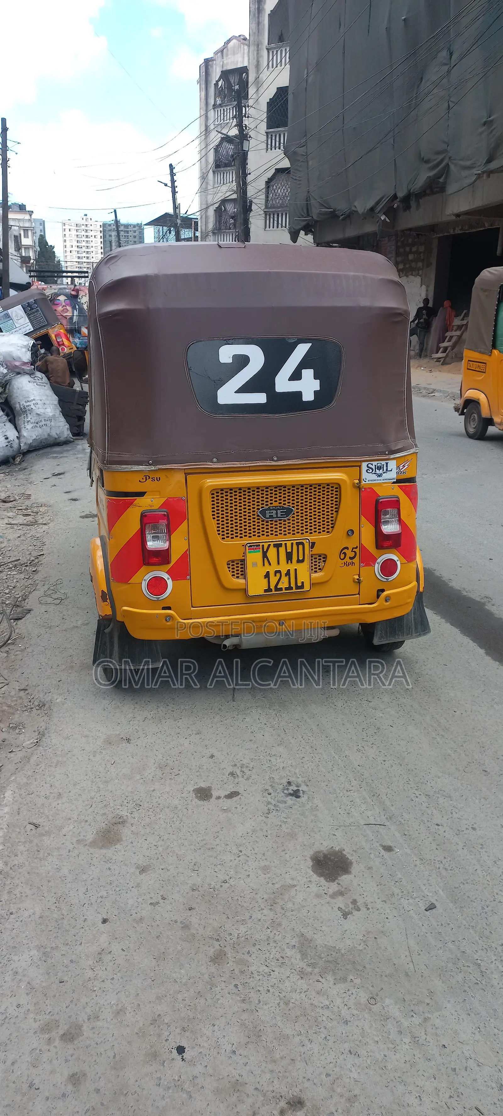 Bajaj RE 2025 Yellow