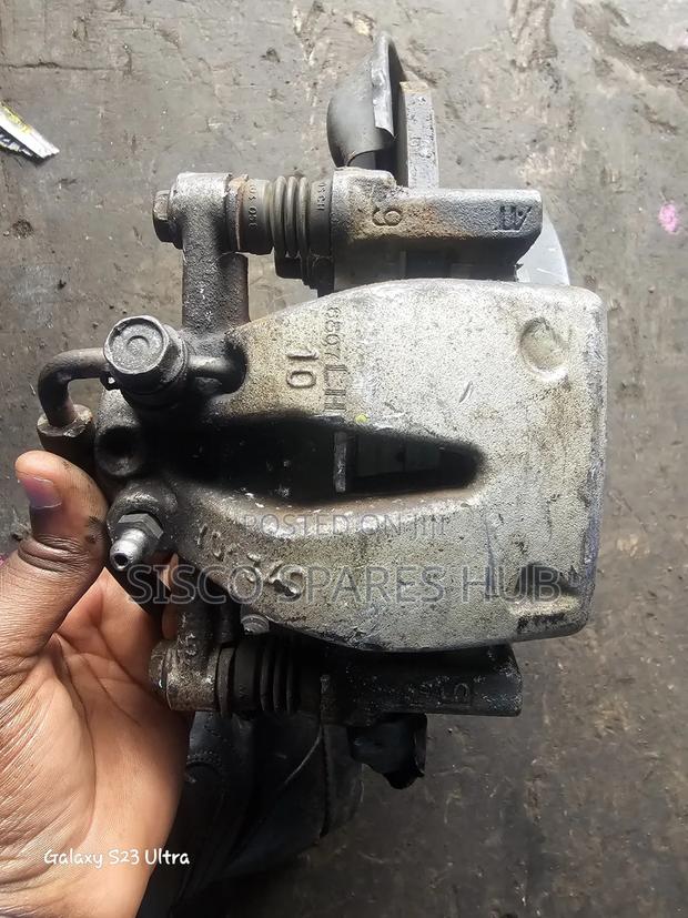 Rear Calipers Alphard 4wd