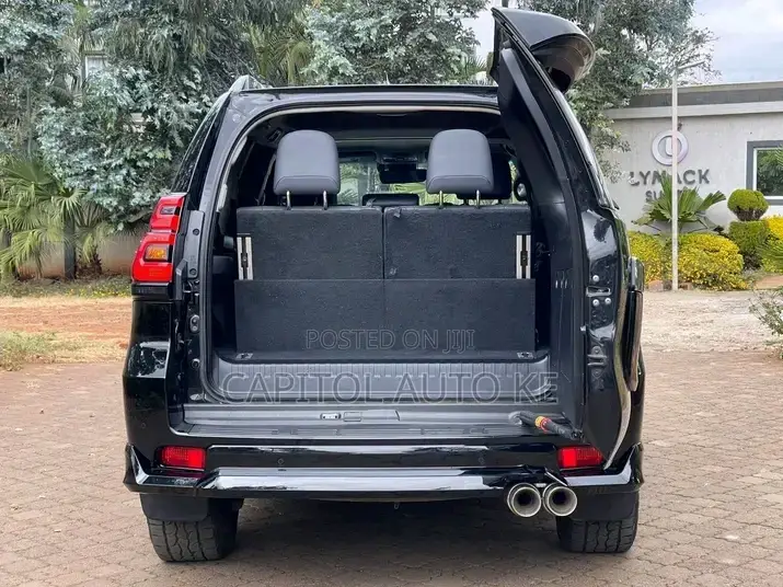 Toyota Land Cruiser Prado 2.8 2018 Black