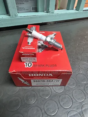 Genuine Honda Short Range Sparkplug for Honda Fit/Civic/CRV