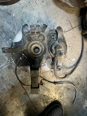 Nissan Tiida Calliper/Hub/Disc