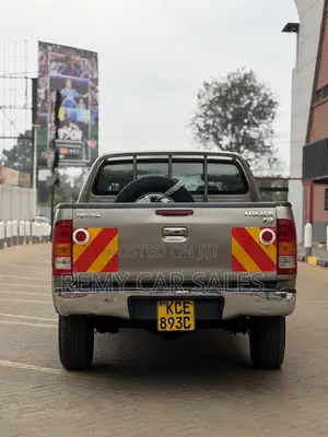 Toyota Hilux 2008 Silver