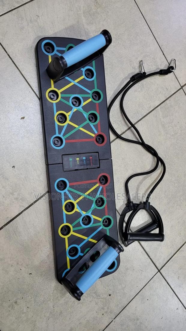 Push-Up Board With Color-Coded Training Positions and Resistance Bands
