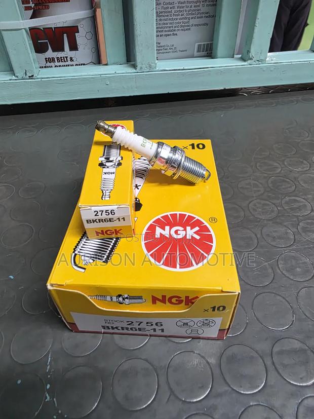 NGK 2756 Plug for Old Model Vehicles Nickel Material