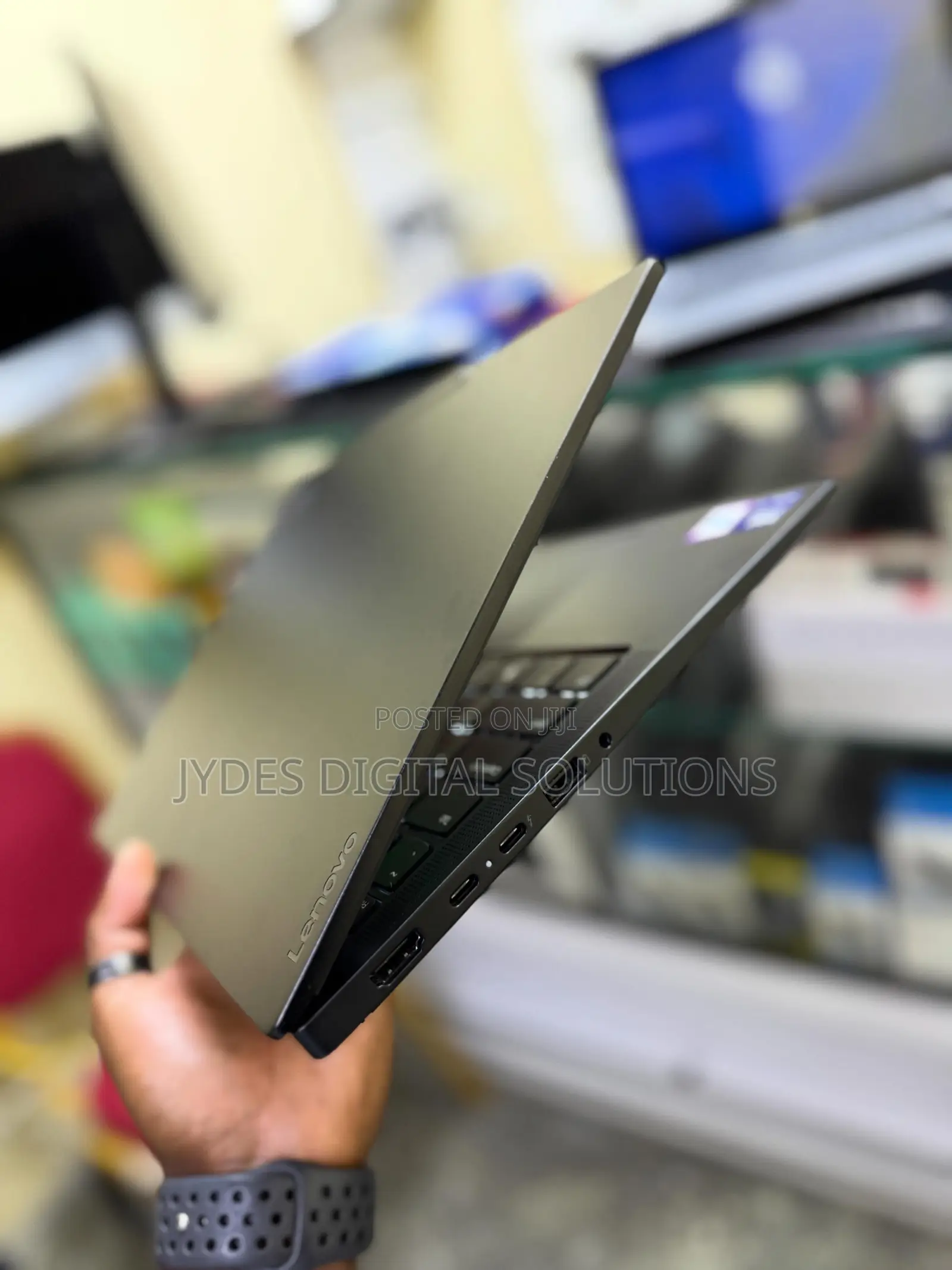 Laptop Lenovo 16GB Intel Core Ultra 7 SSD 512GB