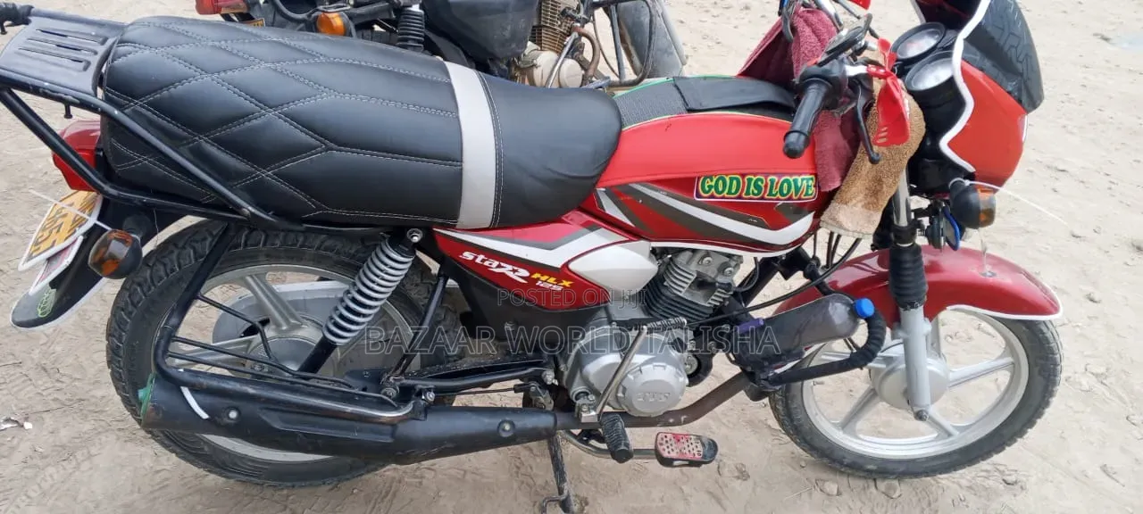 TVS HLX 125 2016 Red