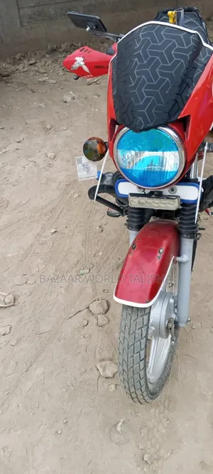 TVS HLX 125 2016 Red