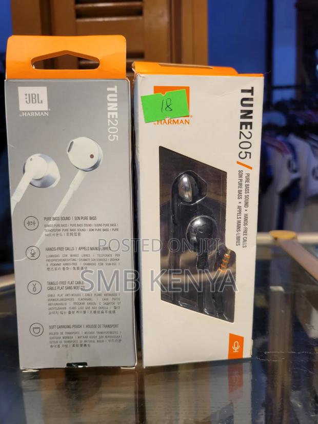 JBL Tune 205 Original-Style Wired Earphones