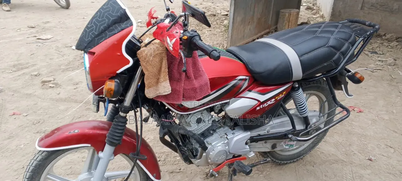 TVS HLX 125 2016 Red