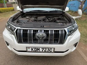 Toyota Land Cruiser Prado 2.7 2018 Off white