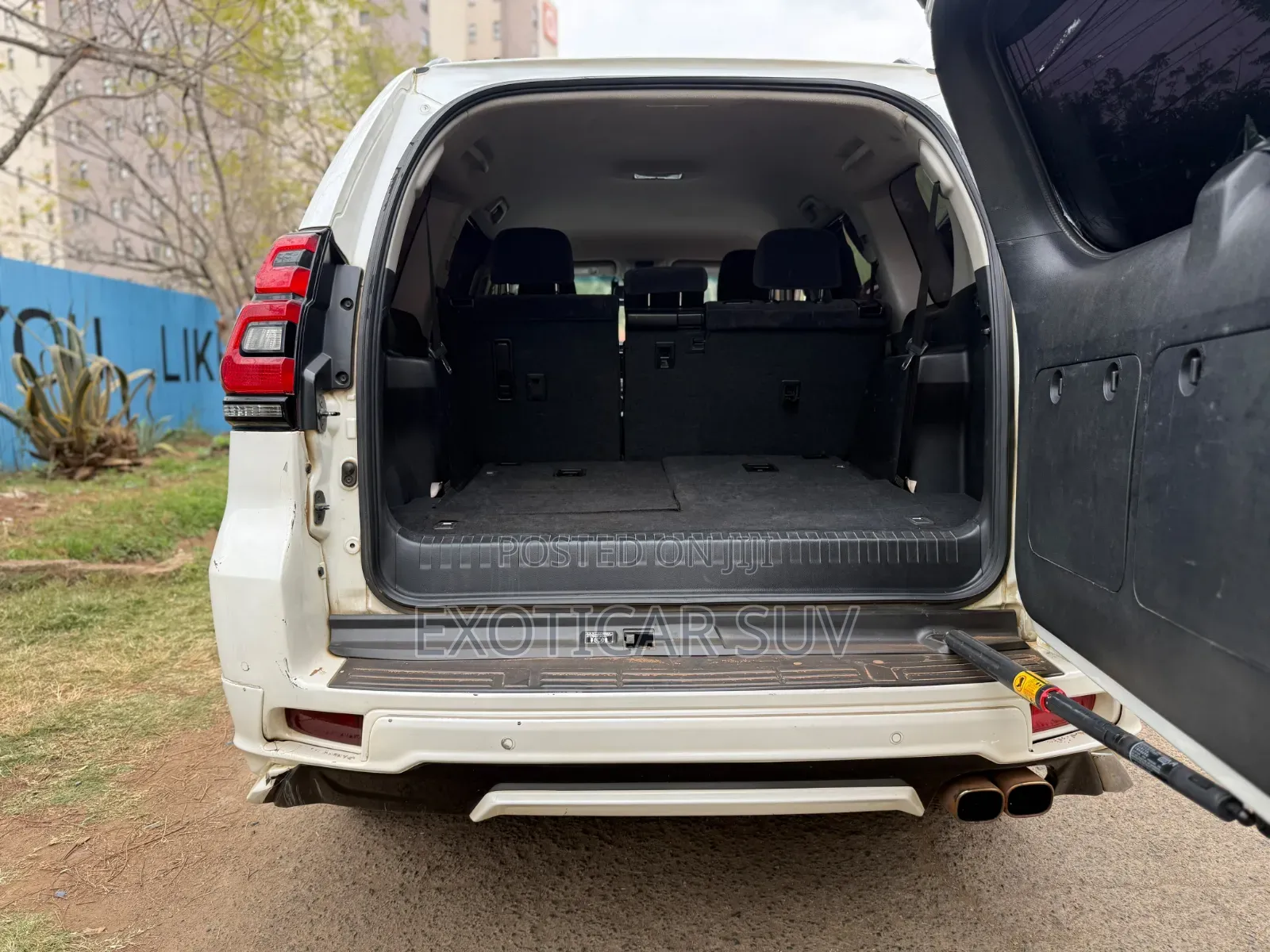 Toyota Land Cruiser Prado 2.7 2018 Off white