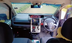 Toyota Voxy X 2WD 7-Seater 2013 Beige