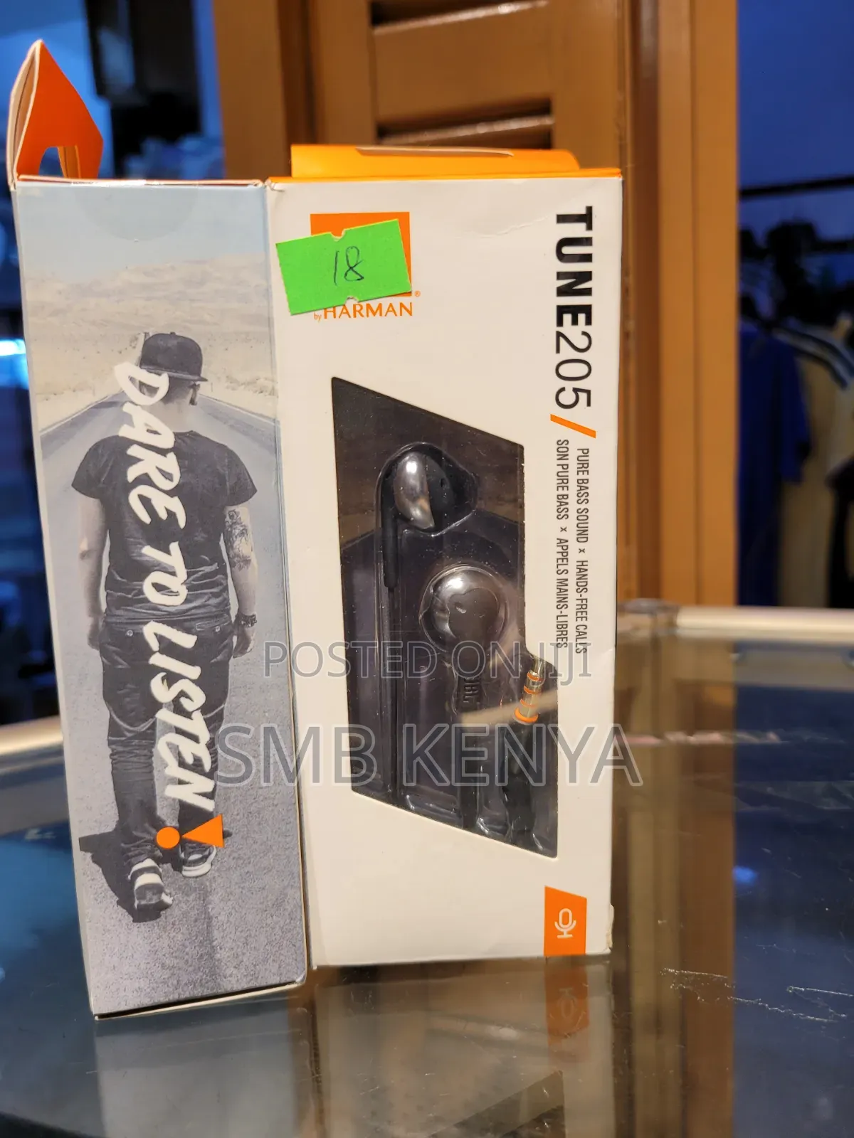 JBL Tune 205 Hands-Free Earphones