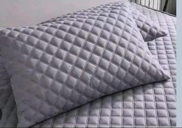 Pillow Protector - thumbnail 2