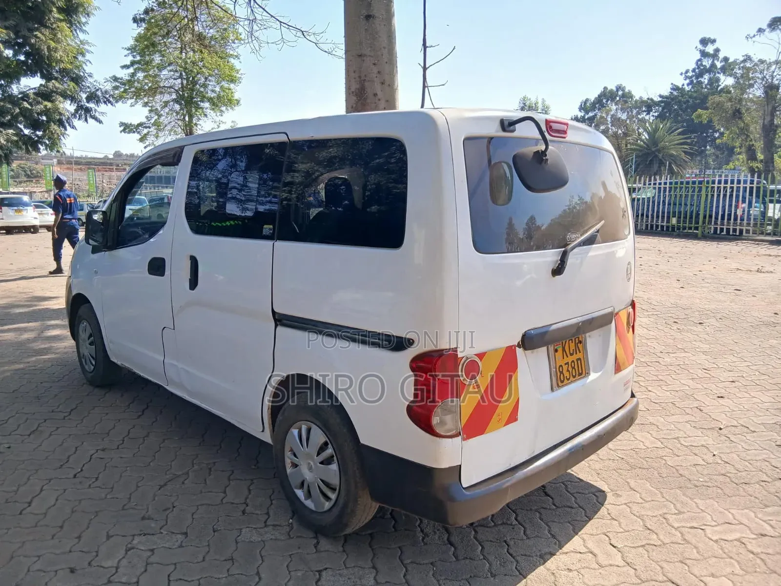 Nissan NV200 2011 White