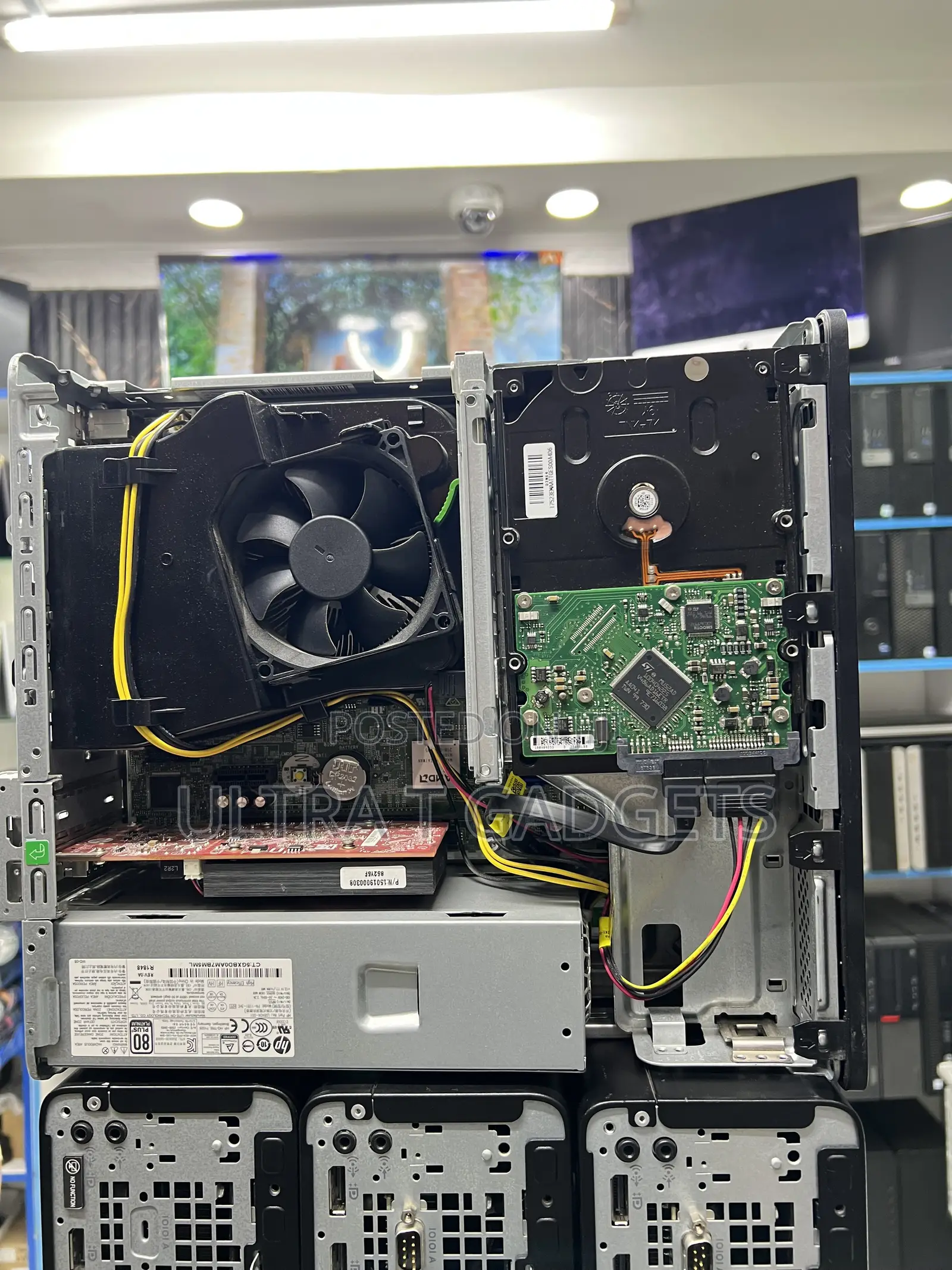 Desktop Computer HP EliteDesk 705 8GB AMD Ryzen 5 SSD 256GB