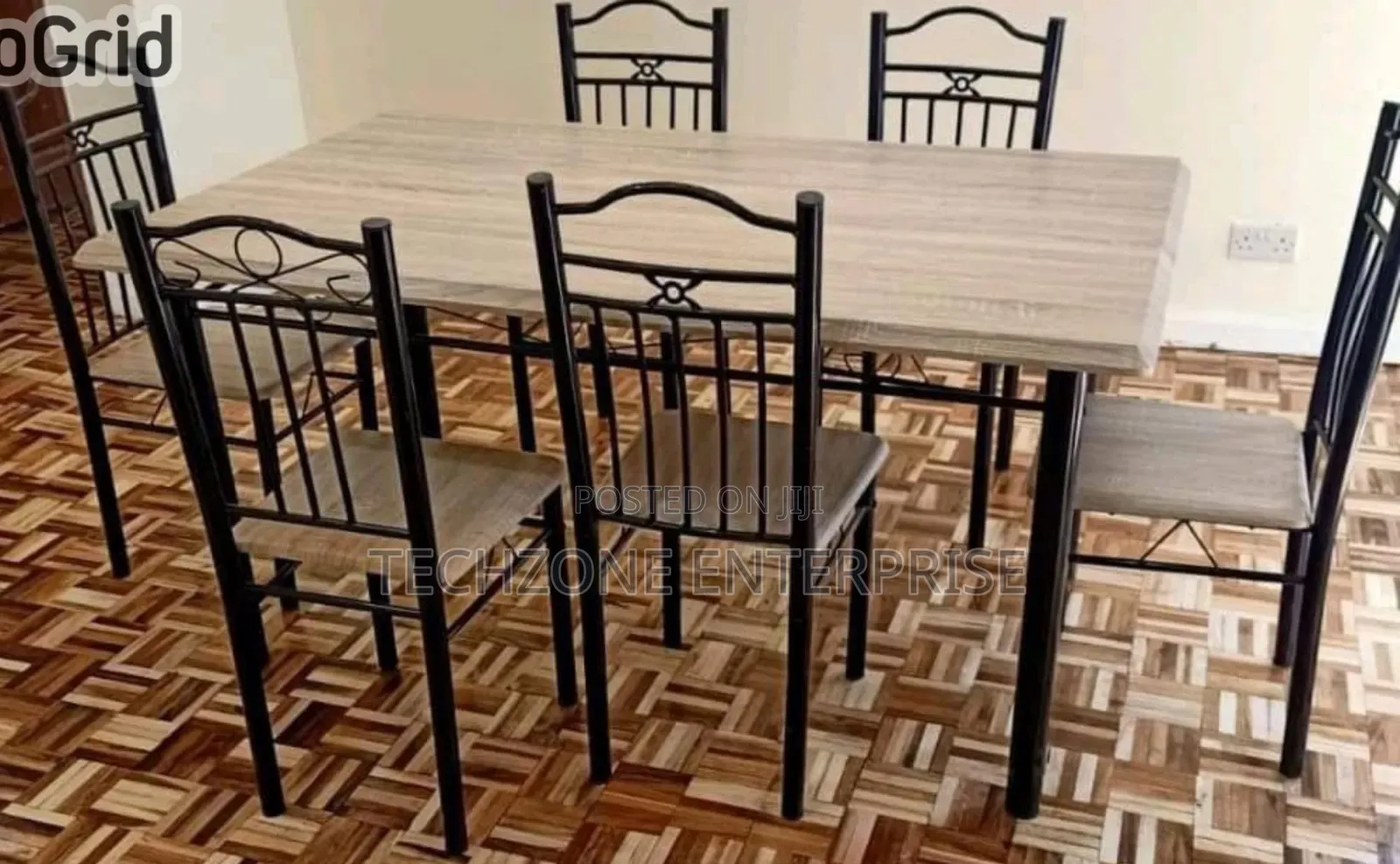 Executive Classic 6 Sitter Dinning Table 