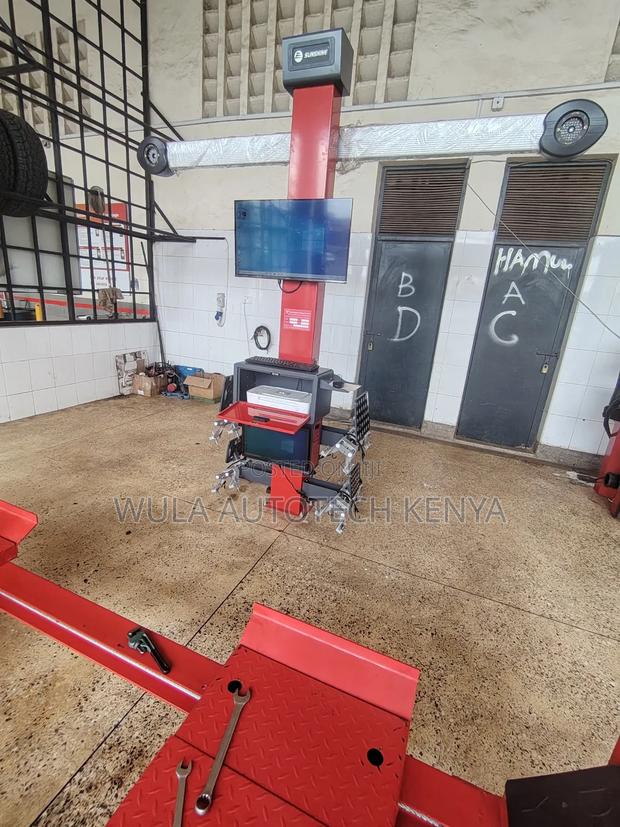 3d Wheel Alignment System With Integrated Electronic Control Unit