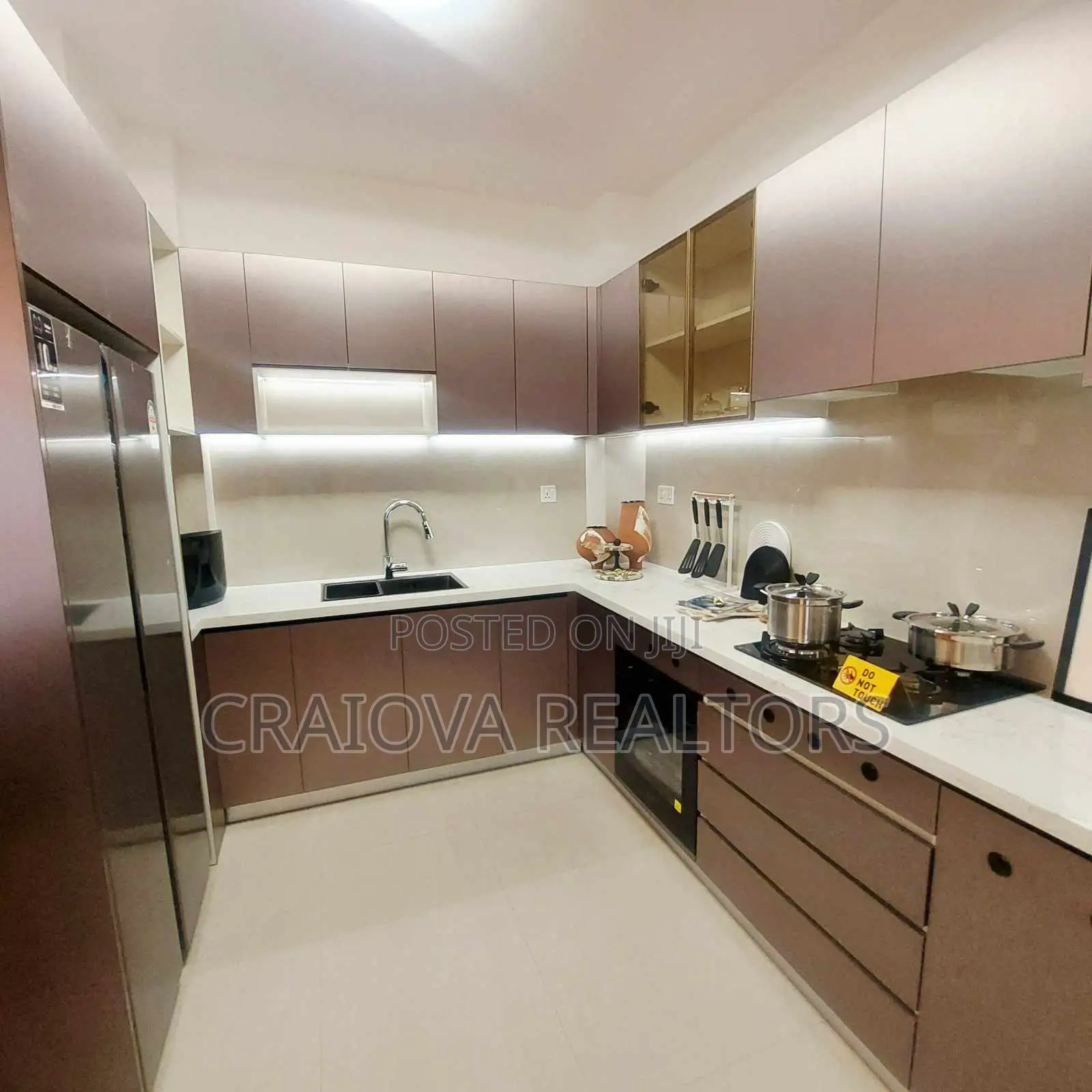 3bdrm Penthouse in Spring Valley for sale