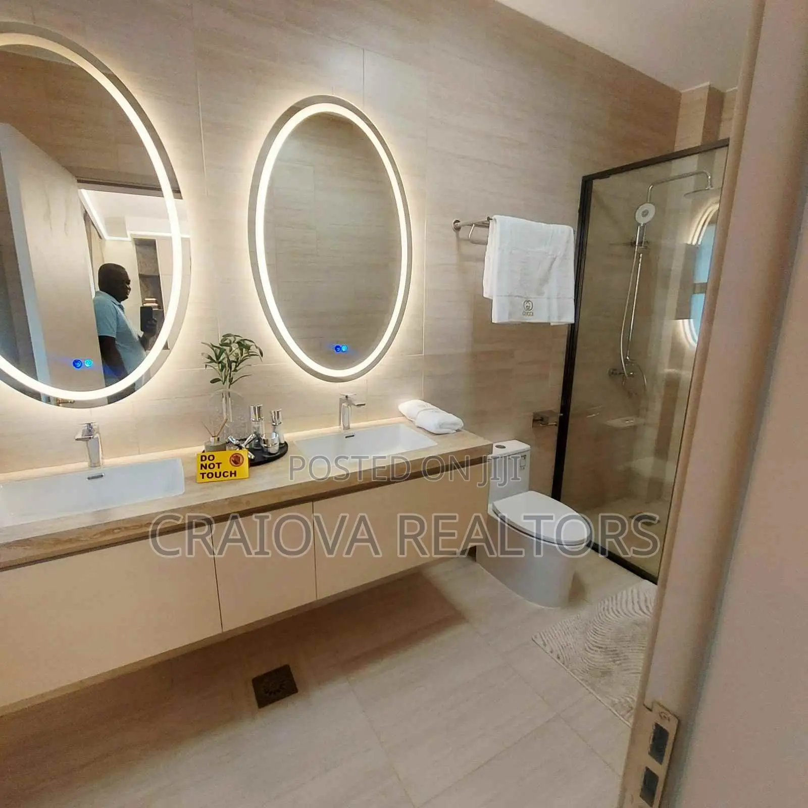 3bdrm Penthouse in Spring Valley for sale