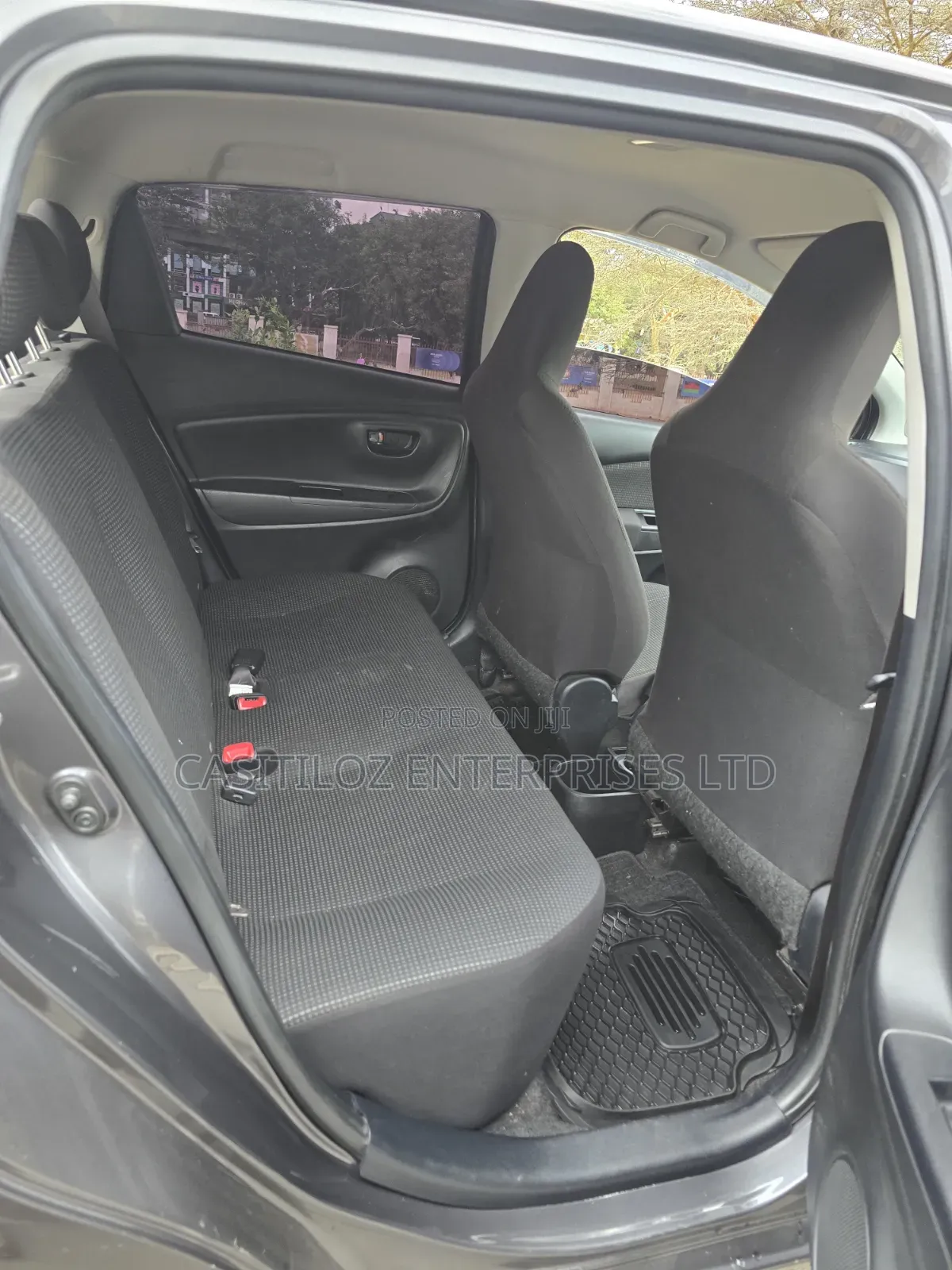Toyota Vitz 1.0 FWD 5dr 2019 Gray