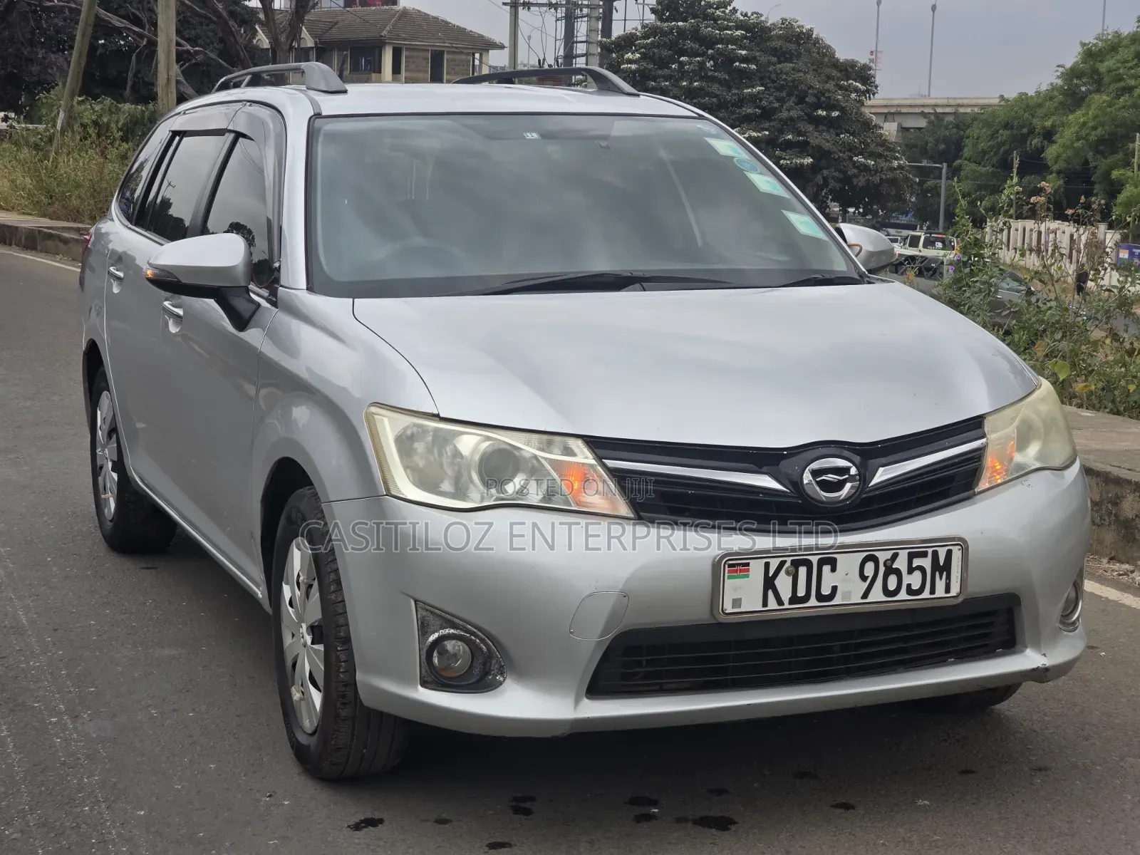 Toyota Corolla Fielder 1.5 Petrol FWD 2014 Silver