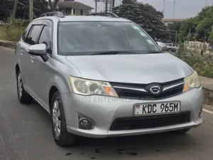 Toyota Corolla Fielder 1.5 Petrol FWD 2014 Silver