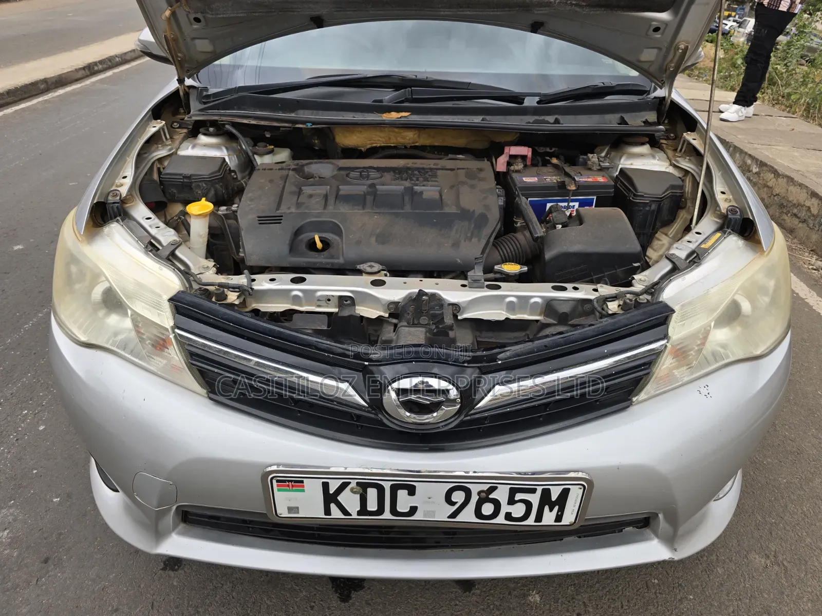 Toyota Corolla Fielder 1.5 Petrol FWD 2014 Silver