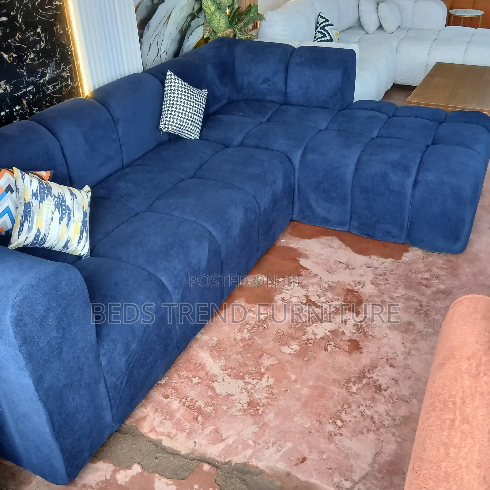 Dark Blue Bubble L Seat