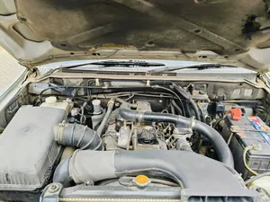 Mitsubishi Pajero Sport 2002 Silver