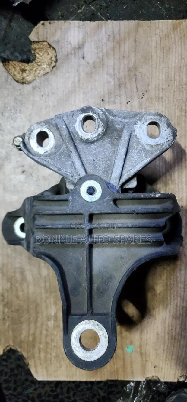 Honda N Wagon Engine Mounting