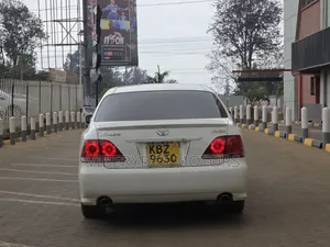 Toyota Crown 2007 White