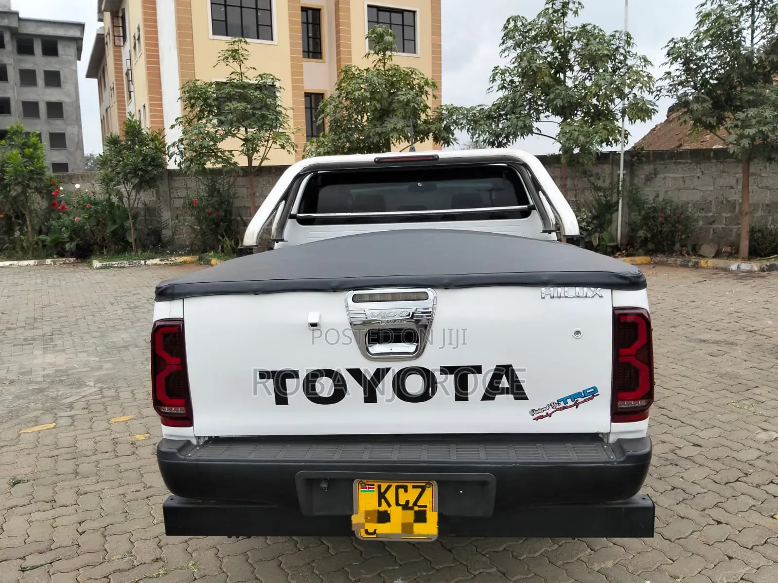 Toyota Hilux 3.0 D-4D 4x4 2014 Pearl
