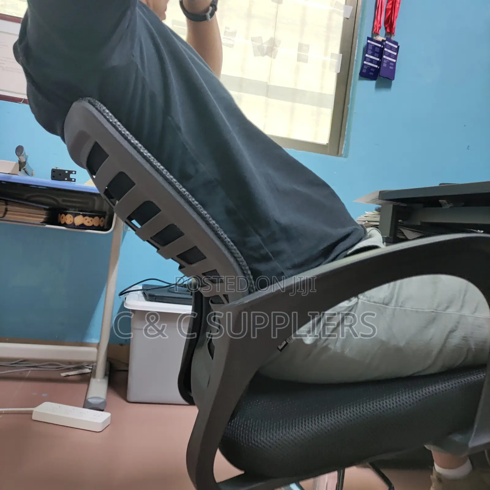 Executive Secretary Mesh Swivel Chair.