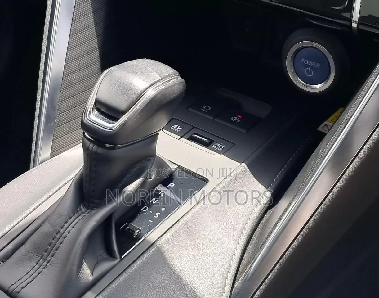 Toyota Harrier 2021 White