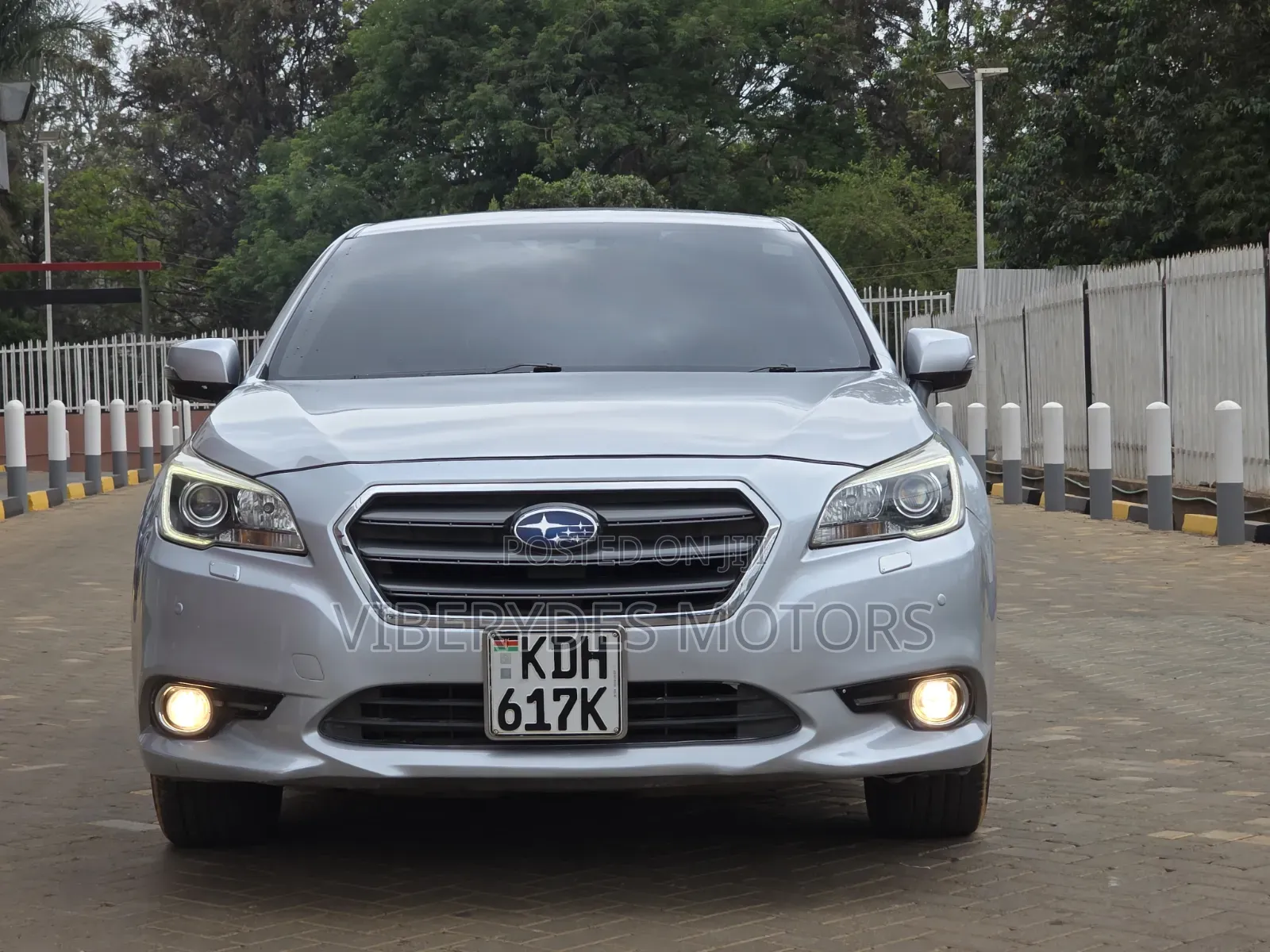 Subaru Legacy 2014 Silver