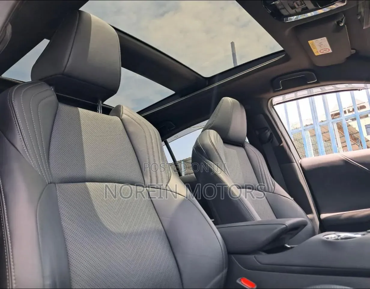 Toyota Harrier 2021 White