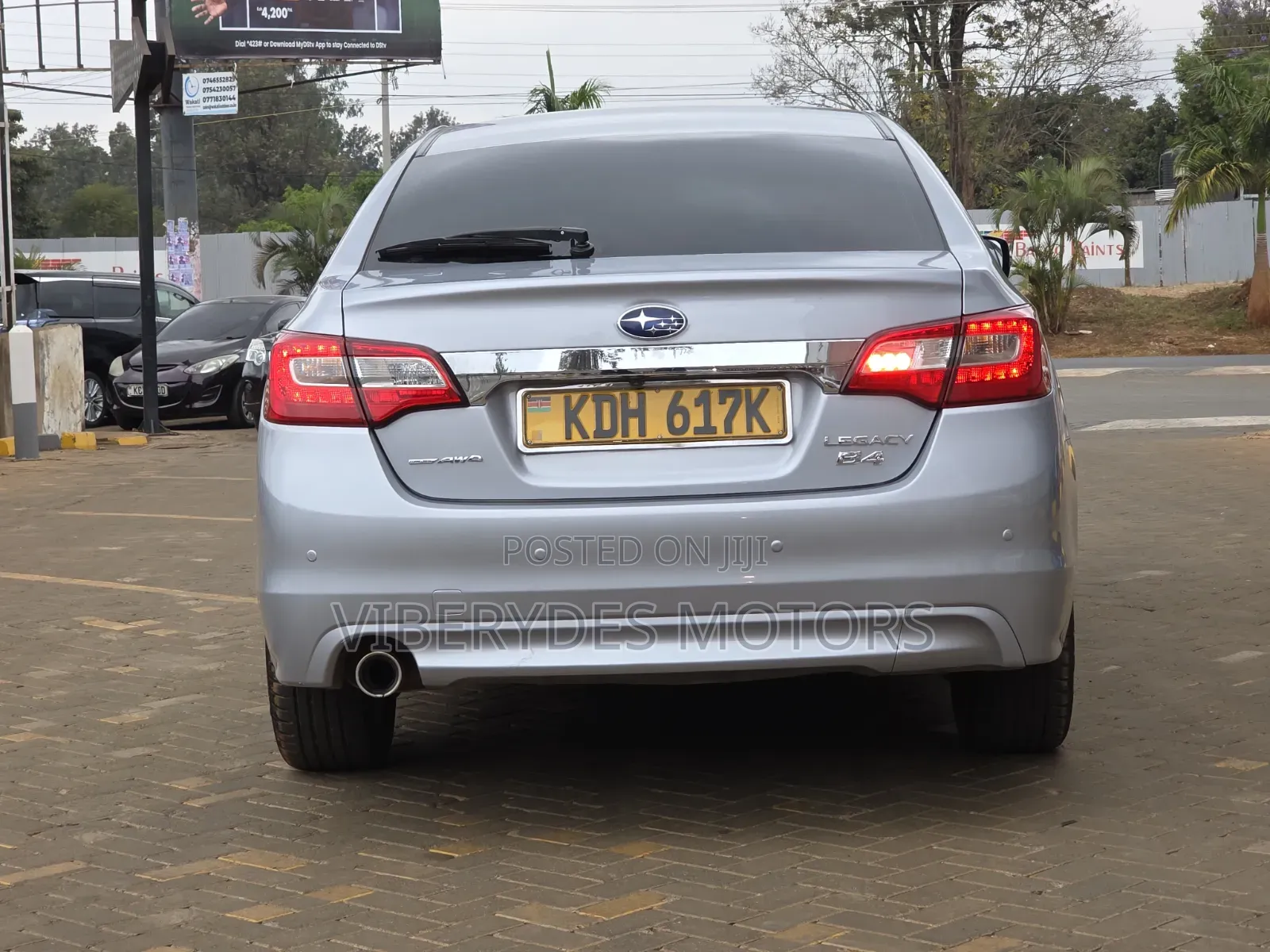 Subaru Legacy 2014 Silver