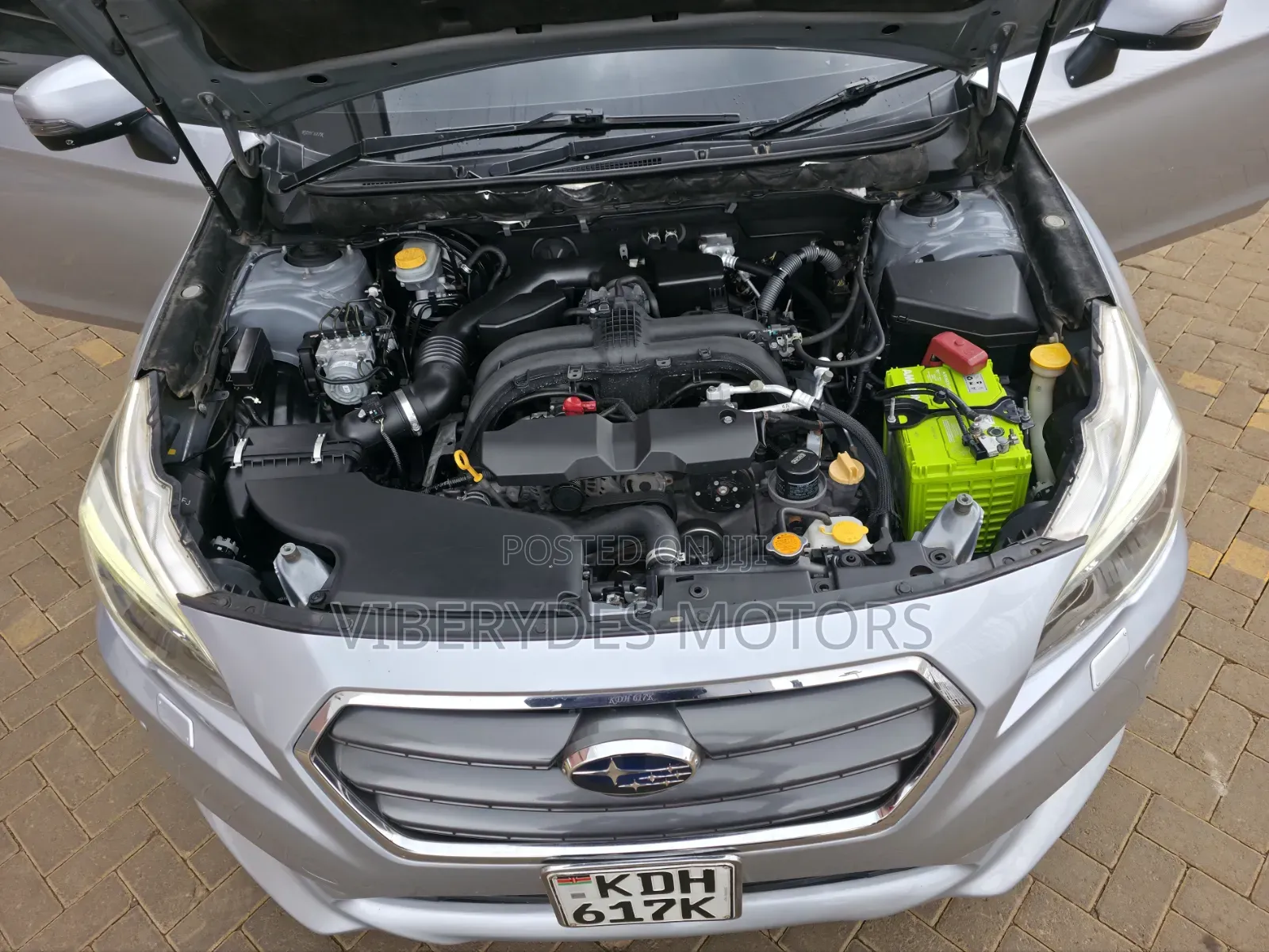 Subaru Legacy 2014 Silver